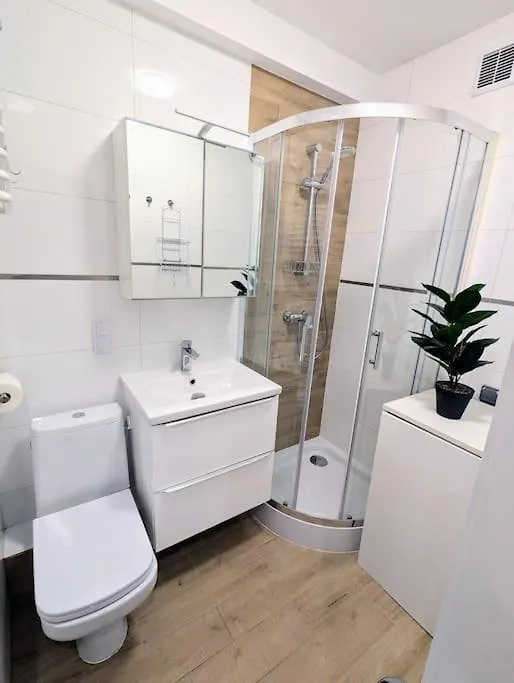 Cozy 2Rm Apartment With 2Xworkspace Varsovia Polonia