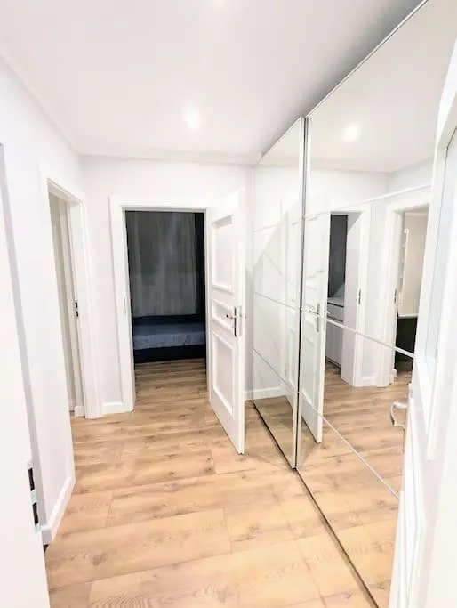 Cozy 2Rm Apartment With 2Xworkspace Varsovia Polonia